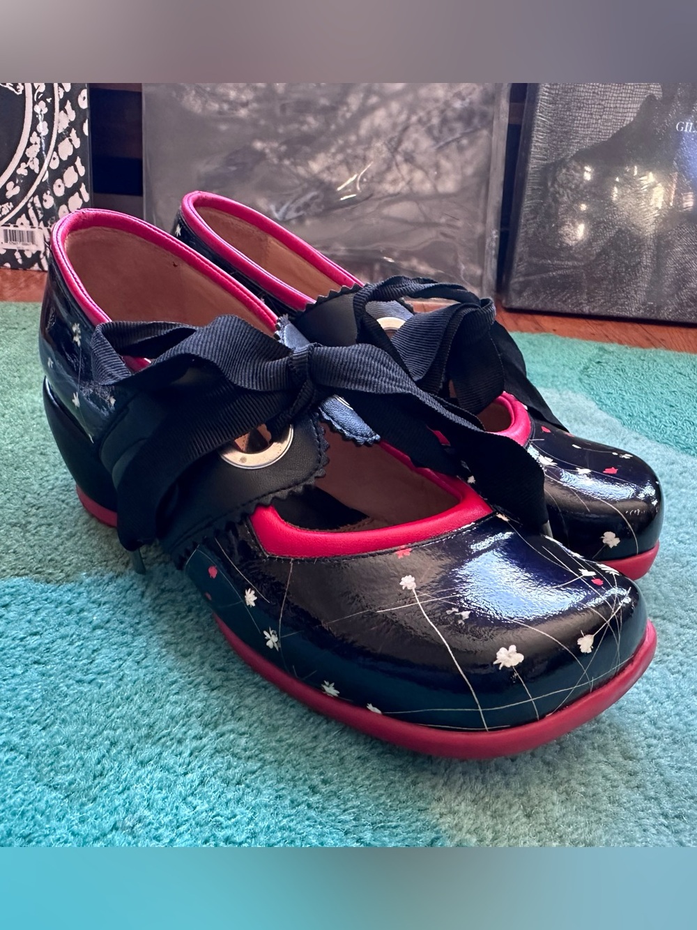Fluevog EXCELLENT Choice Adele black patent floral MJ w/ heart heels-8 (fit 7.5)